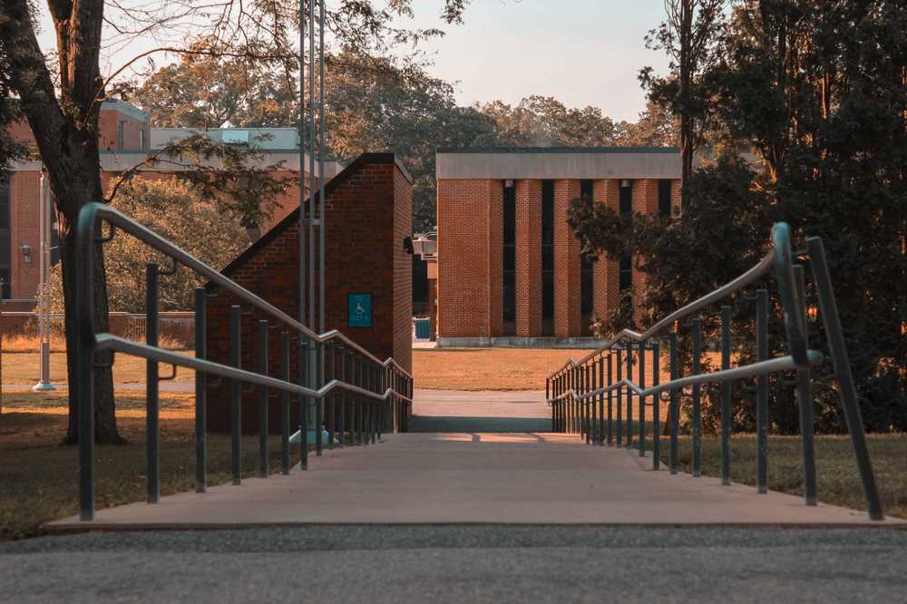 scienceCenterRamp.jpg
